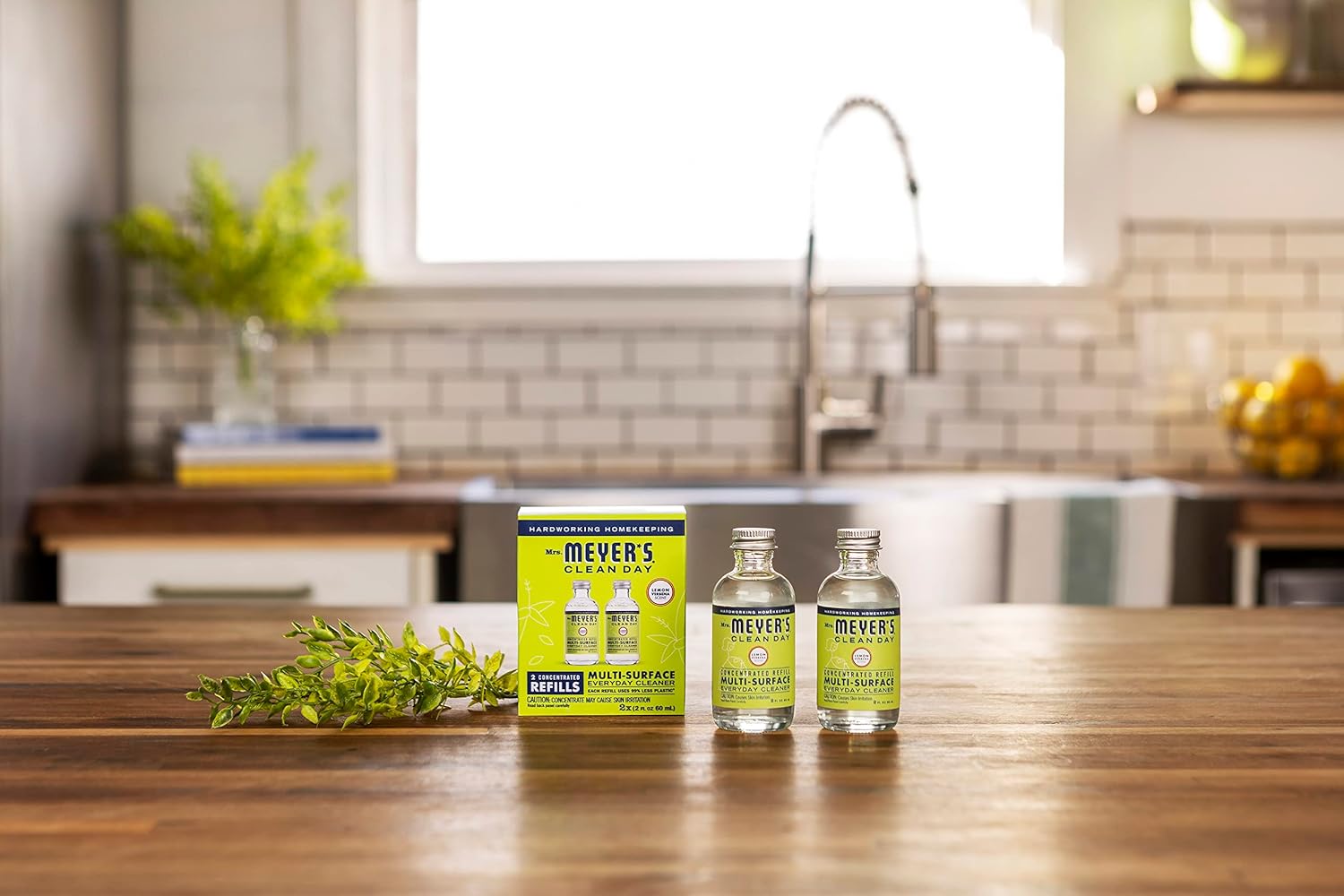 Mrs Meyers Clean Day Multi-Surface Cleaner Kit 16 Oz Glass Dispenser 2 Refills